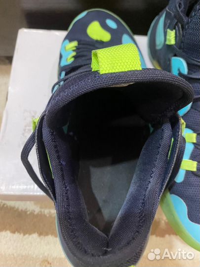Кроссовки Adidas Harden Stepback 2