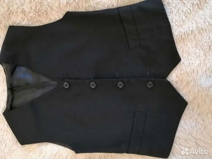 Жилетка для мальчика, на рост 128см