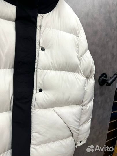 Теплая куртка Moncler