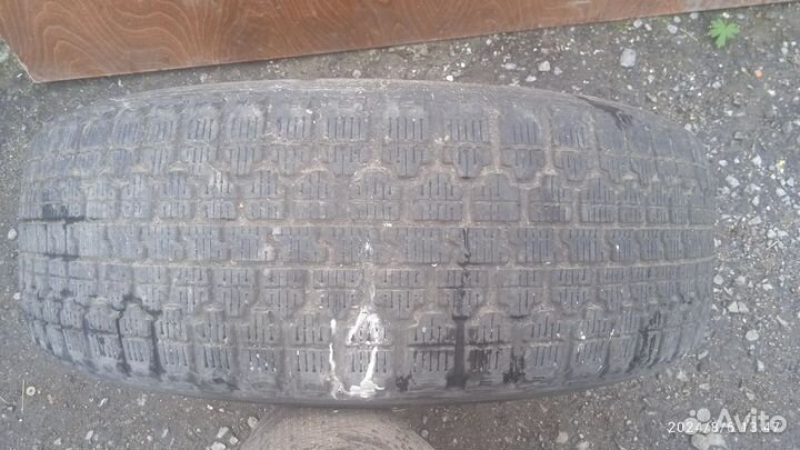 Продам одно колесо 195/60/15