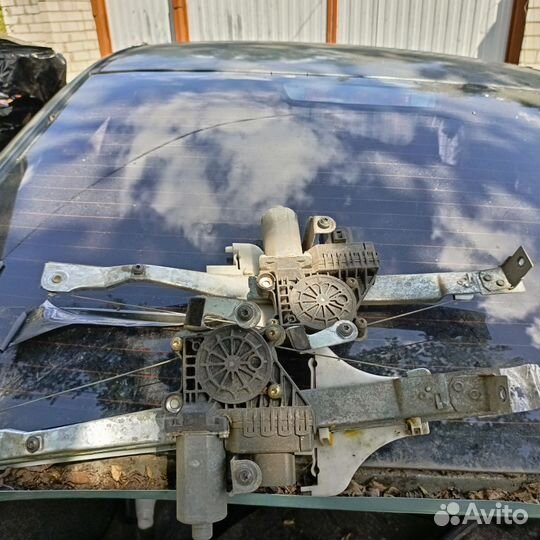 Стеклоподъёмник Мондео 3