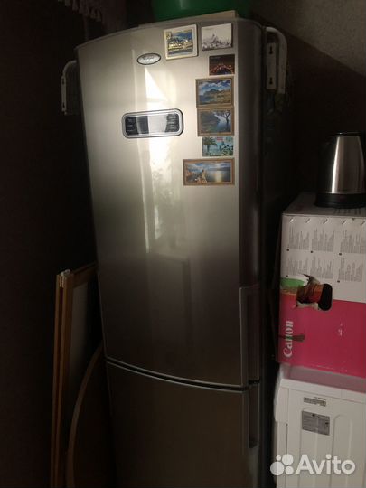 Холодильник whirlpool