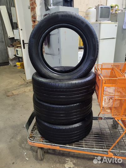 Continental ContiPremiumContact 5 215/55 R17 94W