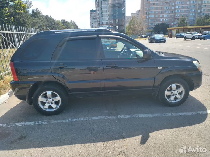 Kia Sportage 2.0 AT, 2010, 268 000 км