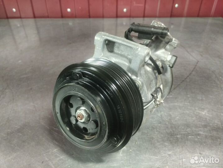 Компрессор кондиционера Mercedes C-Class W205