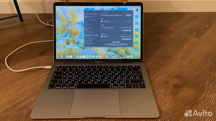 Macbook air 13 + клавиатура и мышь