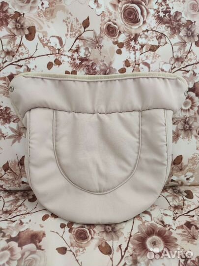 Детское автовтомобильное автокресло и автолюлька