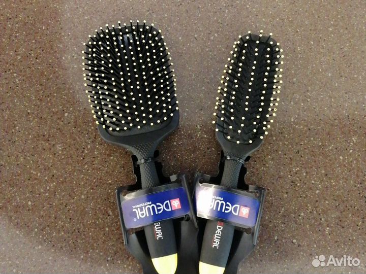 Мягкая расческа Dewal professional