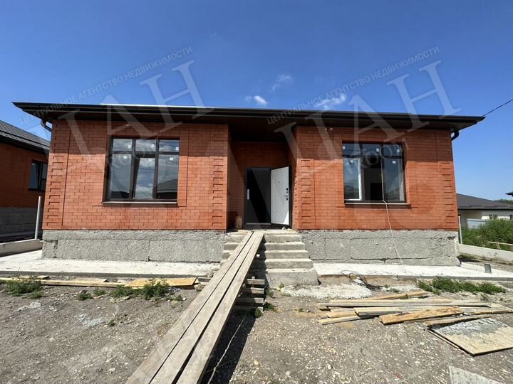 Дом 156 м² на участке 4 сот.