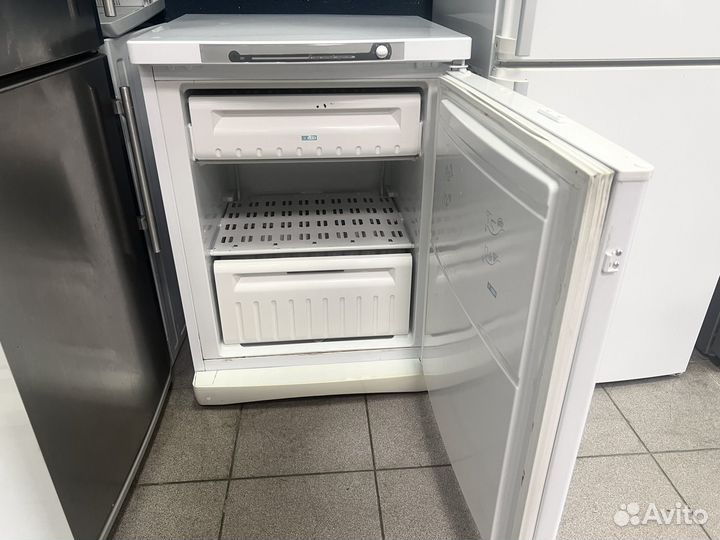 Морозильная камера Indesit