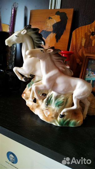 Статуэтка лошади
