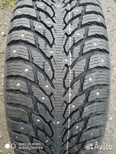 Nokian Tyres Hakkapeliitta 9 SUV 285/45 R20 112T