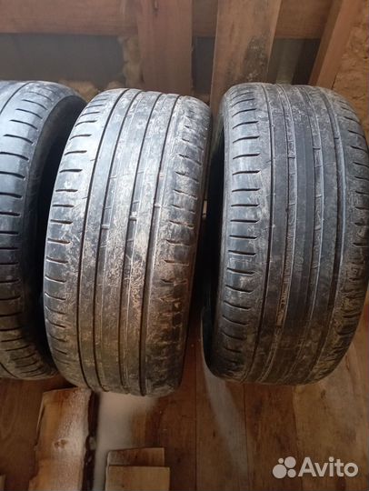 Nokian Tyres Hakka Black 2 SUV 255/50 R19 107W