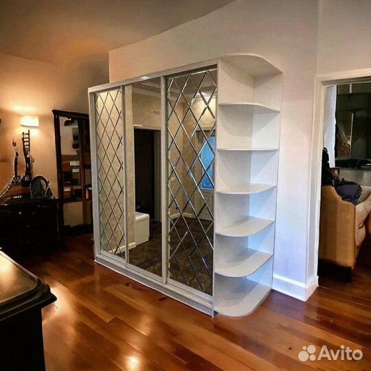 Шкаф купе зеркальный