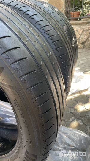 Bridgestone Alenza 001 245/50 R19