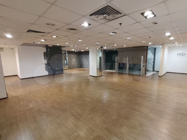 Торговая площадь, 217.9 м²