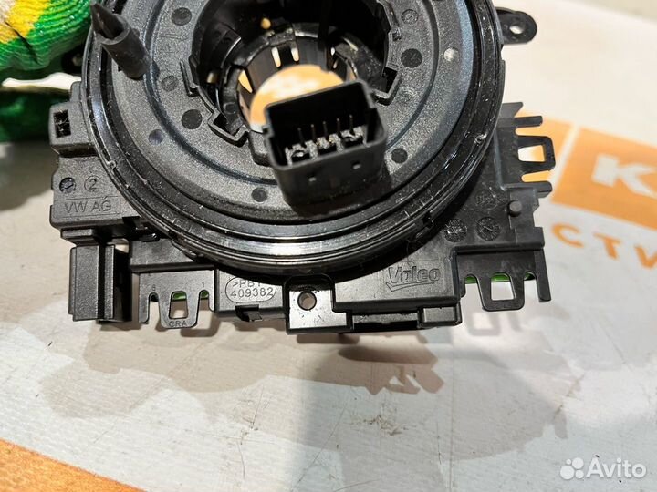 Шлейф рулевой Volkswagen Tiguan 2 2018 5Q0953569A