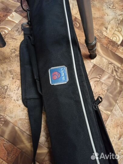 Штатив СССР с быстросъемной площадкой. Чехол benro