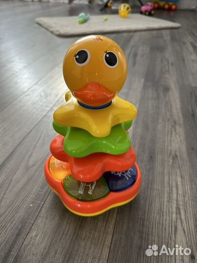 Пирамидка утка музыкальная