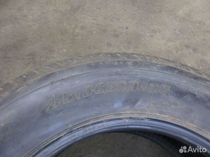 Bridgestone TRR 215/65 R16