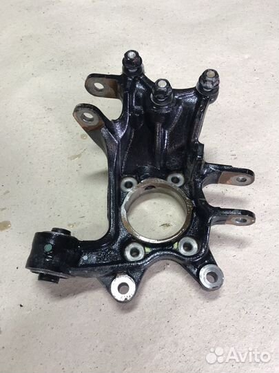 Кулак задний Hyundai Tucson 2018