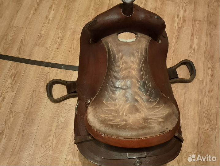 Седло для лошади