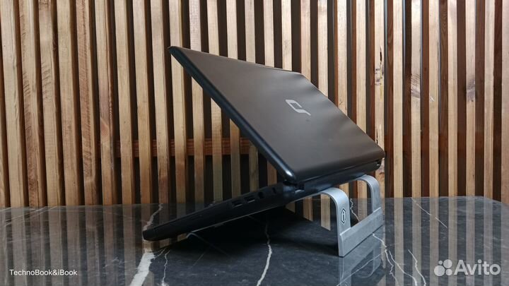 Ноутбук HP Compaq на SSD