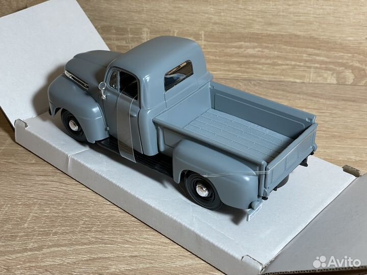 Ford F-1 150 Pickup 1:25 (1:24) Maisto