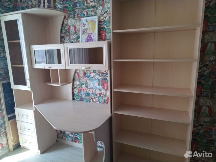 Школьный уголок бу