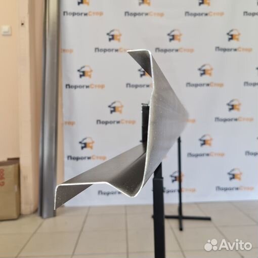 Ремонтный порог правый Citroen C4 кузовной