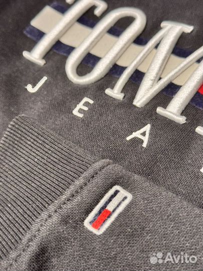 Tommy hilfiger толстовка