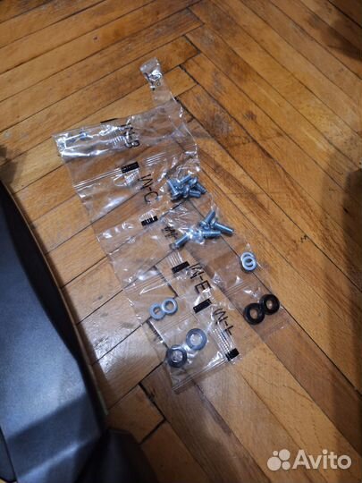 Кронштейн для монитора на стол