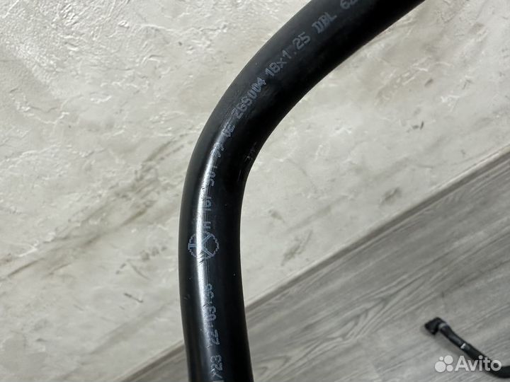 Патрубок охлаждения Mercedes Gle 167