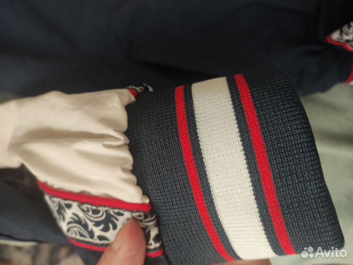 Спортивный костюм женский