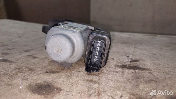 Моторчик стеклоподъемника передний правый Optima 3