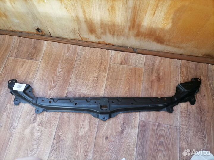 Часть передней панели нижняя bmw e60