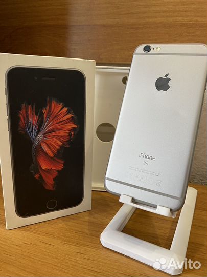 iPhone 6s 64gb хороший