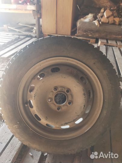 Pirelli Ice Zero 185/65 R15