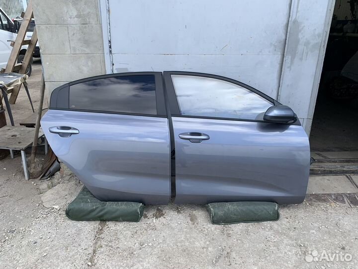 Дверь задняя правая Kia Rio 4 Оригинал 2017-2021