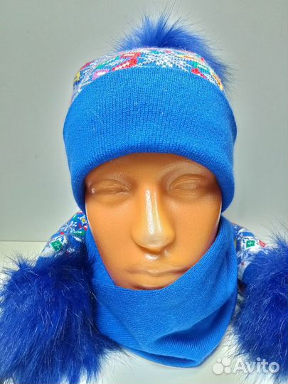 Новый зимний комплект шапка и шарф
