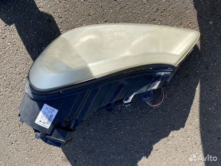 Фара левая 7L5941031G Porsche Cayenne 957 Требуетс