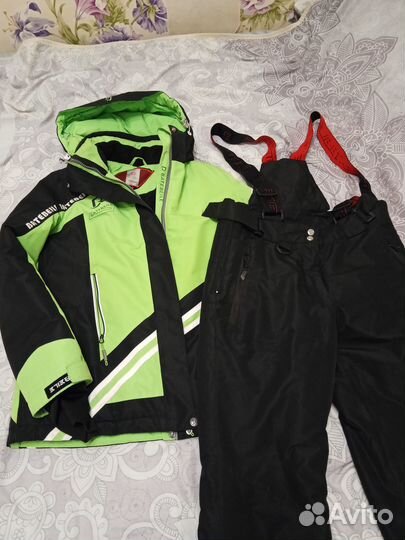 Продам костюм женский зимний