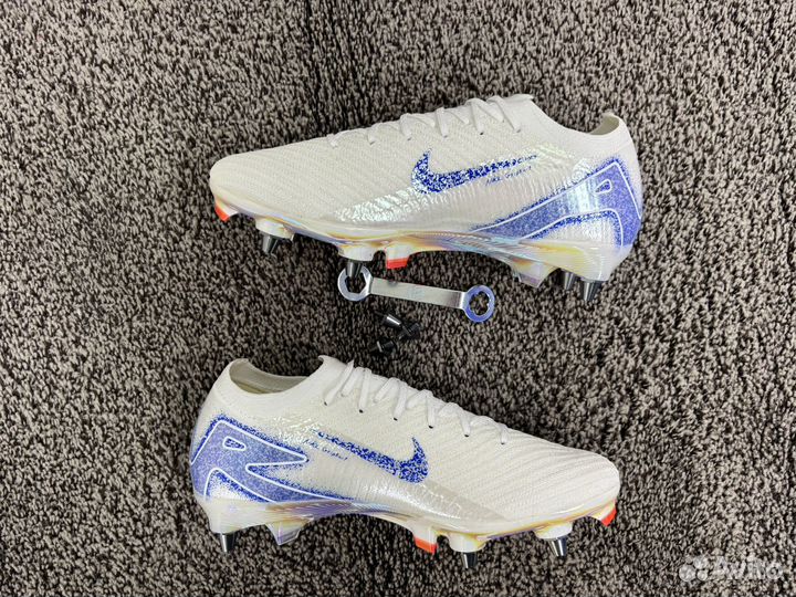 Бутсы с железными шипами Nike Mercurial Air Zoom