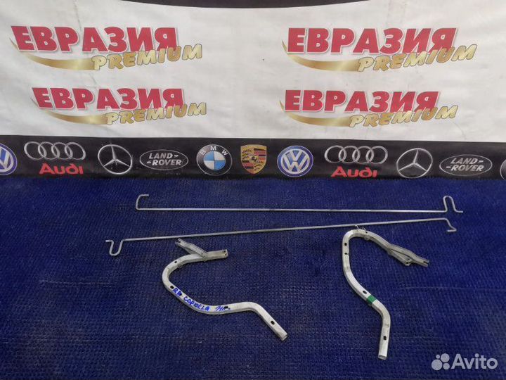 Петля крышки багажника Toyota Corolla AE110 5A-FE