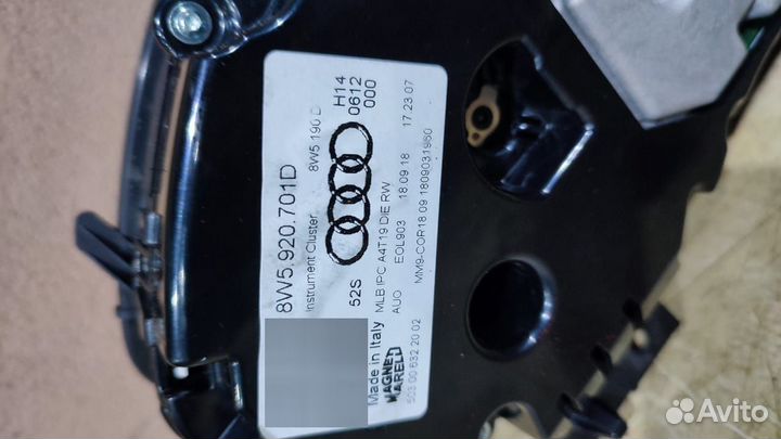 Панель приборов Audi