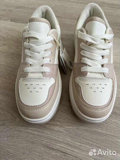 Кроссовки zara 37