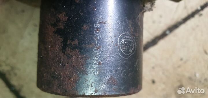 Патрон резьбонарезной