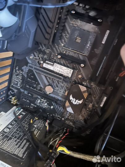 Материнская плата