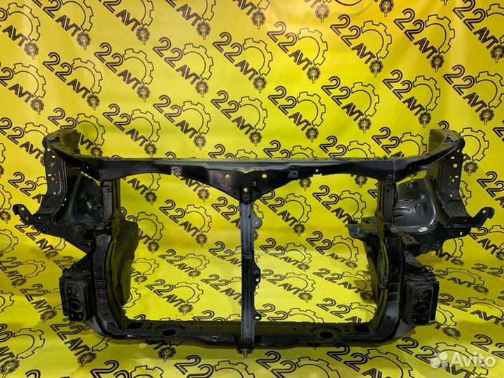 Рамка радиатора Toyota Harrier GSU30W 2grfe