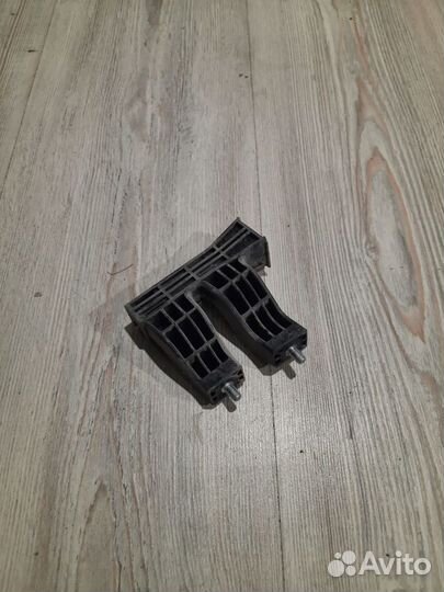 Направляющая стекла Kia ceed 2 JD Лев